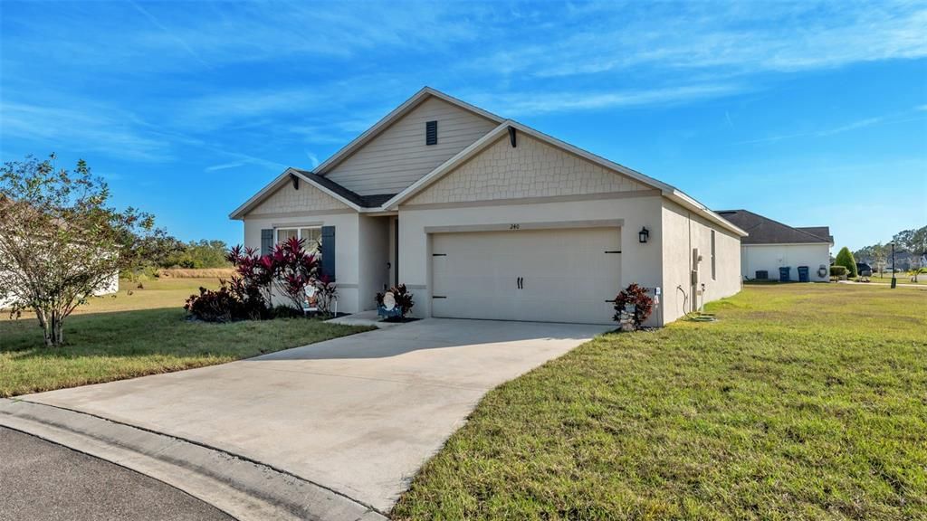 For Sale: $339,000 (4 beds, 2 baths, 1851 Square Feet)