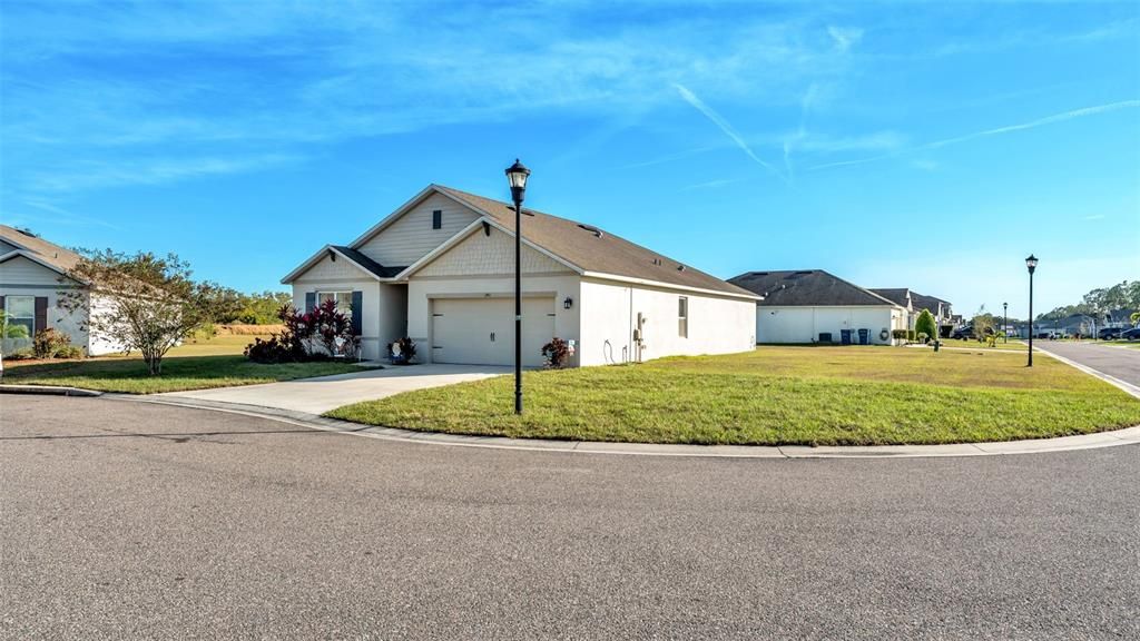 For Sale: $339,000 (4 beds, 2 baths, 1851 Square Feet)