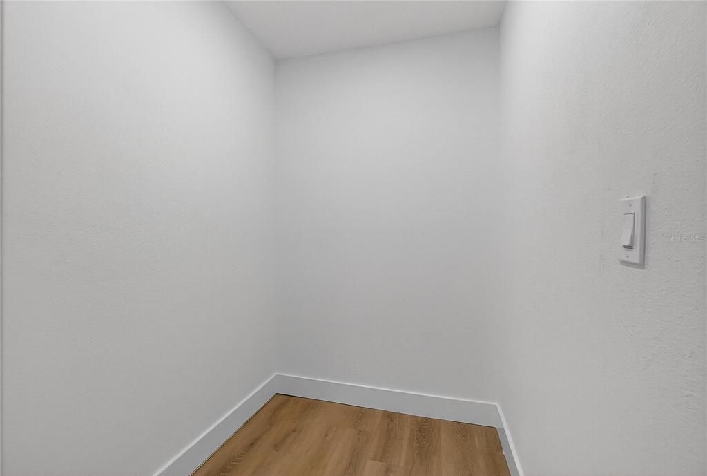 待售: $525,000 (5 贝兹, 3 浴室, 2376 平方英尺)