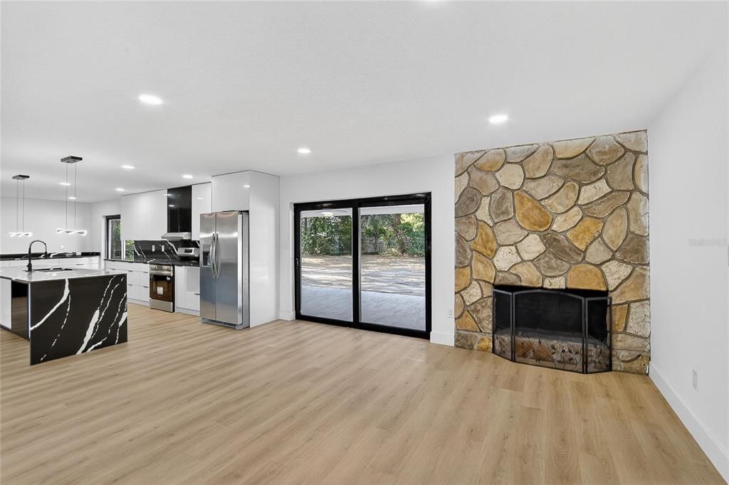 待售: $525,000 (5 贝兹, 3 浴室, 2376 平方英尺)