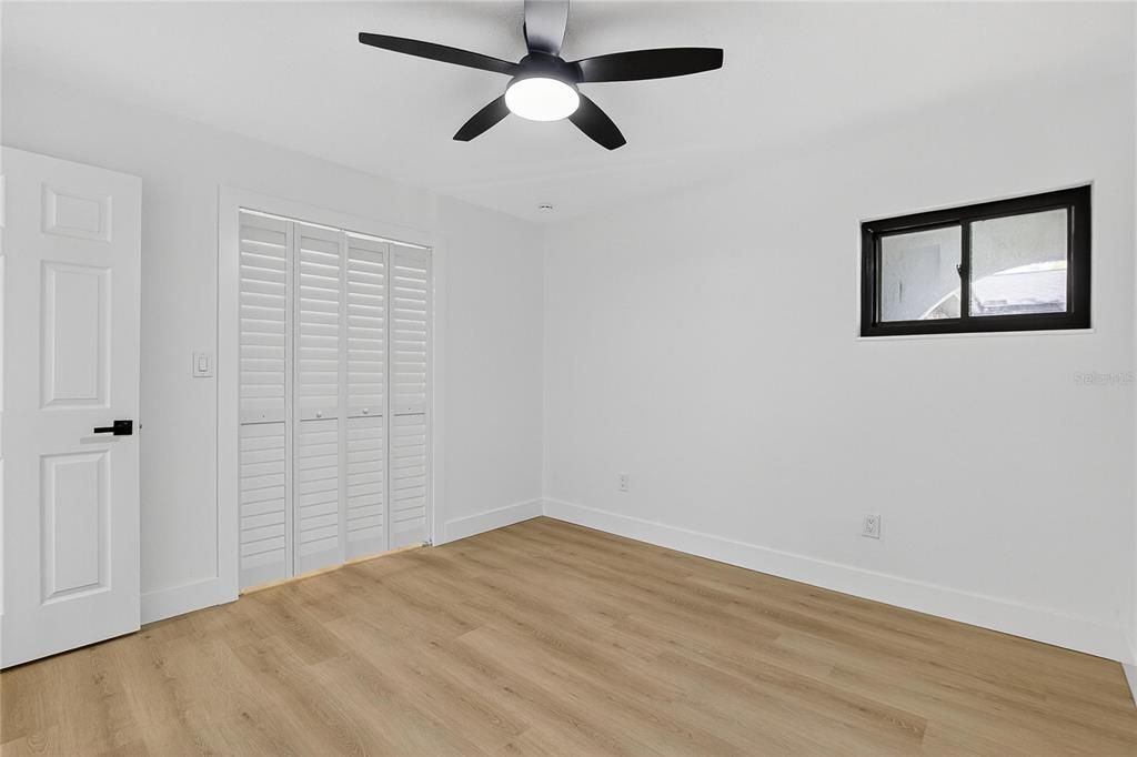 待售: $525,000 (5 贝兹, 3 浴室, 2376 平方英尺)