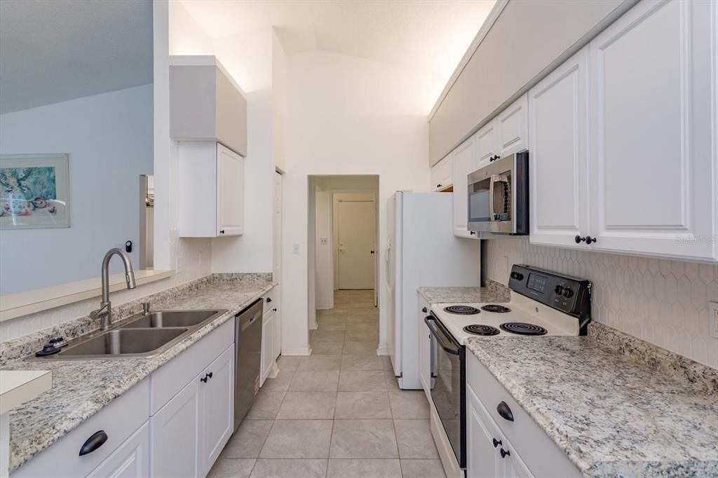 出租: $2,700 (3 贝兹, 2 浴室, 1726 平方英尺)