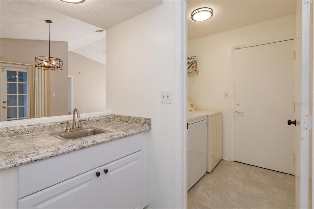 出租: $2,700 (3 贝兹, 2 浴室, 1726 平方英尺)