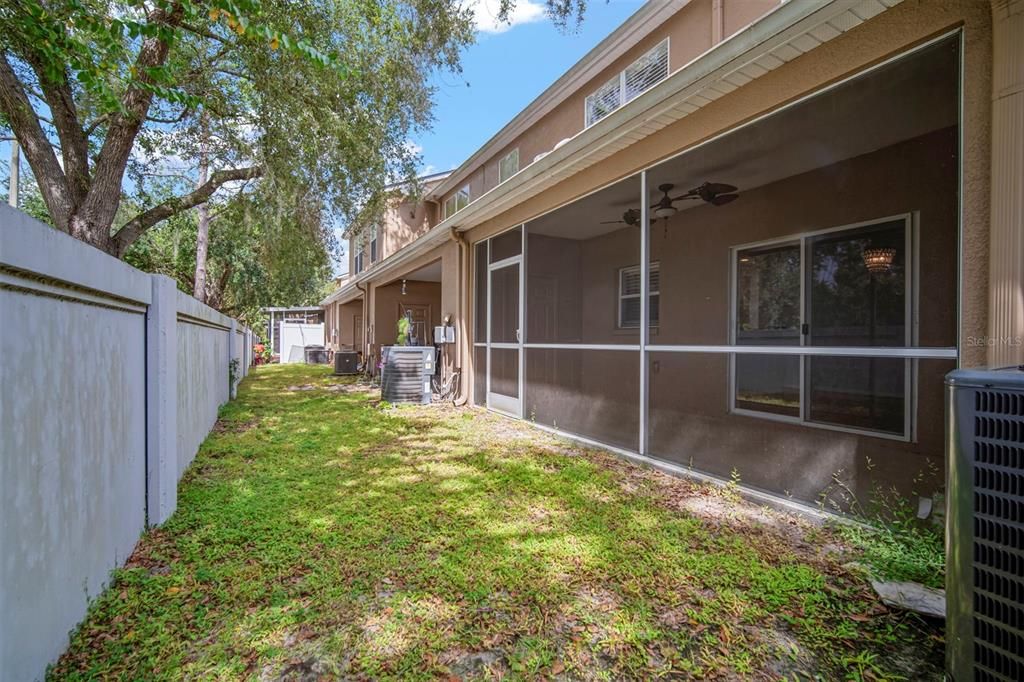 В аренду: $1,800 (2 спален, 2 ванн, 1240 Квадратных фут)