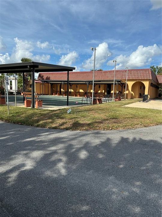 For Sale: $110,000 (2 beds, 2 baths, 960 Square Feet)