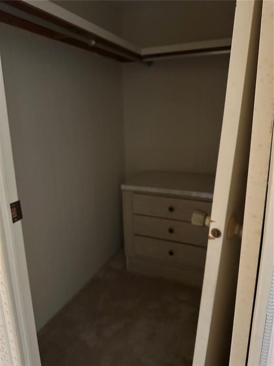 For Sale: $110,000 (2 beds, 2 baths, 960 Square Feet)