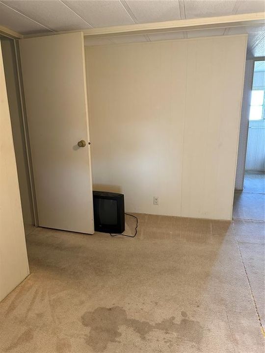 For Sale: $110,000 (2 beds, 2 baths, 960 Square Feet)