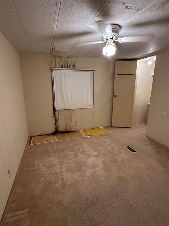 For Sale: $110,000 (2 beds, 2 baths, 960 Square Feet)