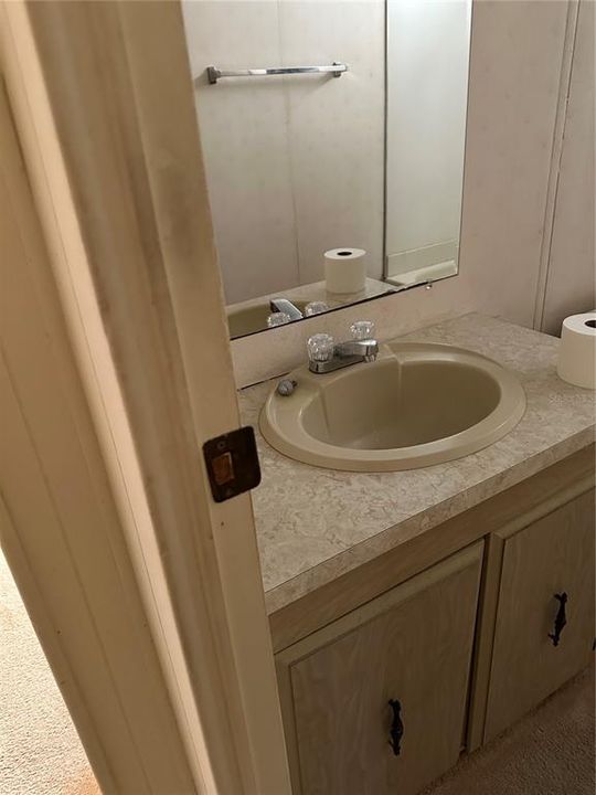 For Sale: $110,000 (2 beds, 2 baths, 960 Square Feet)