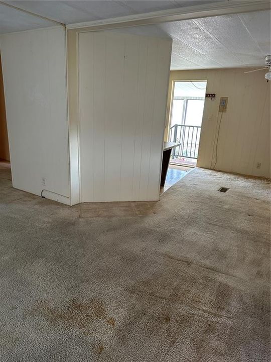 For Sale: $110,000 (2 beds, 2 baths, 960 Square Feet)