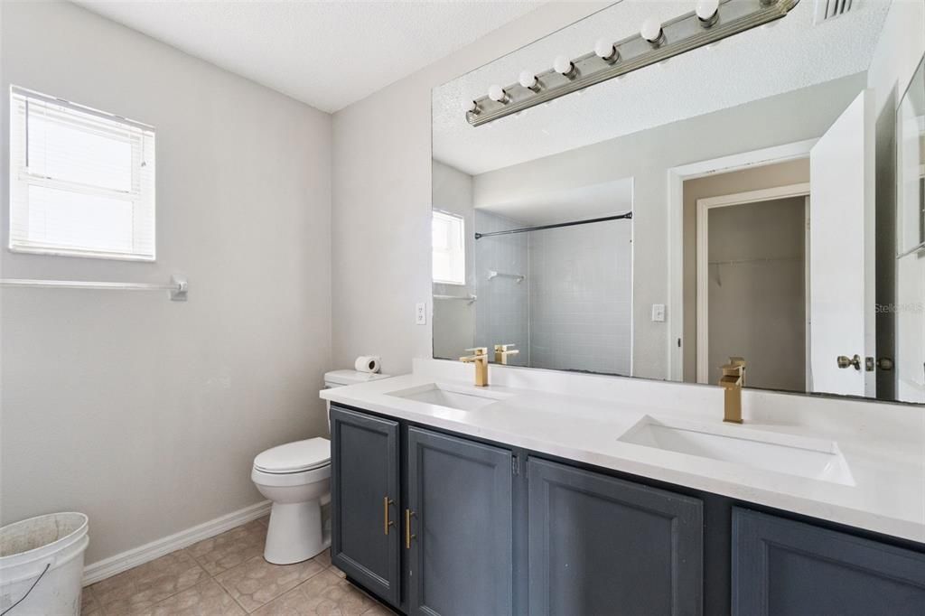 待售: $449,900 (4 贝兹, 2 浴室, 1829 平方英尺)