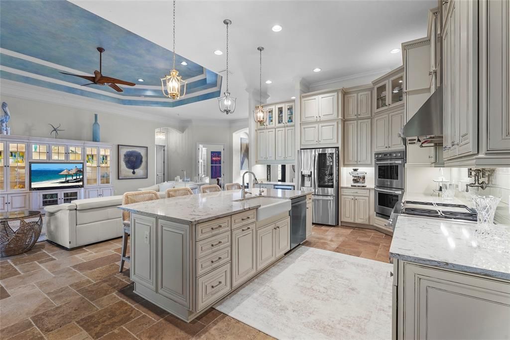 For Sale: $2,150,000 (3 beds, 3 baths, 3639 Square Feet)