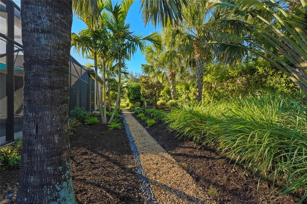 For Sale: $2,150,000 (3 beds, 3 baths, 3639 Square Feet)