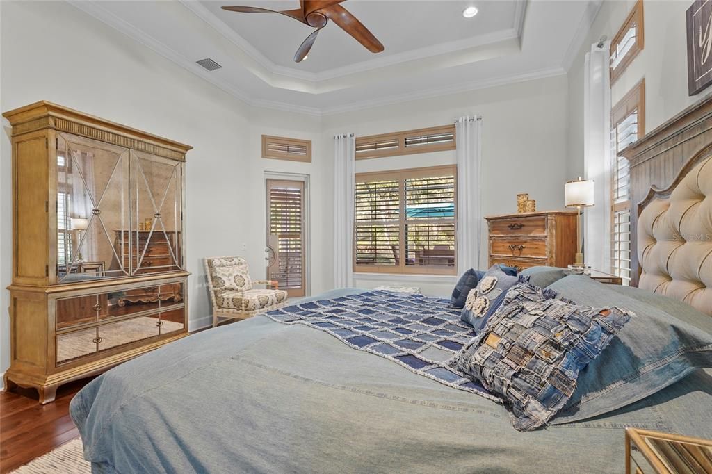 For Sale: $2,150,000 (3 beds, 3 baths, 3639 Square Feet)