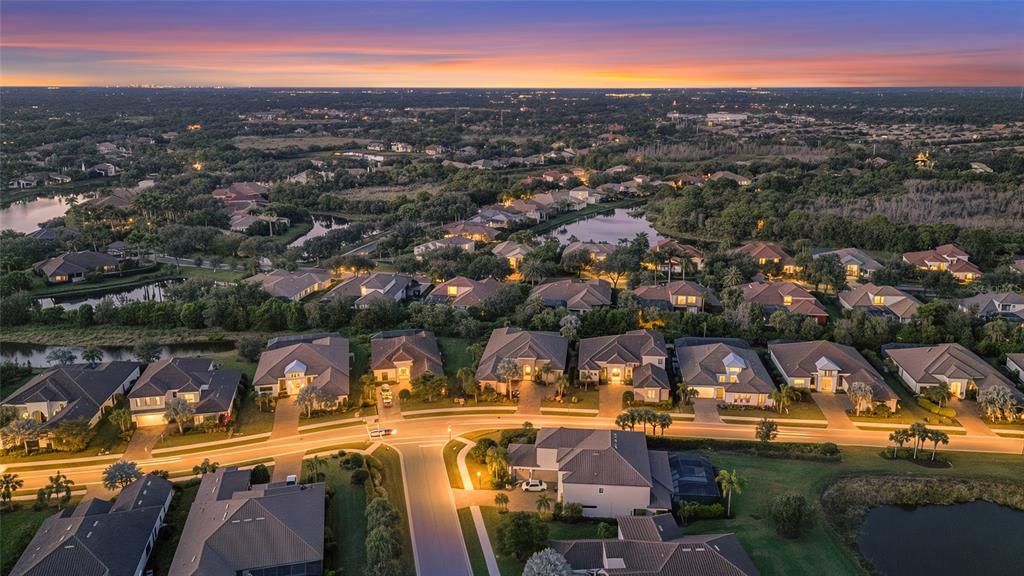 For Sale: $2,150,000 (3 beds, 3 baths, 3639 Square Feet)