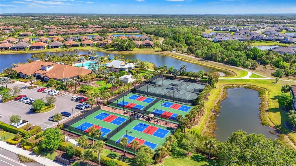 For Sale: $2,150,000 (3 beds, 3 baths, 3639 Square Feet)