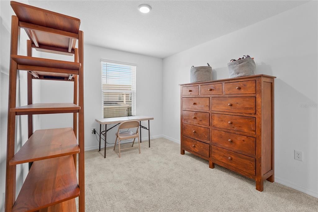 На продажу: $379,900 (3 спален, 2 ванн, 1597 Квадратных фут)