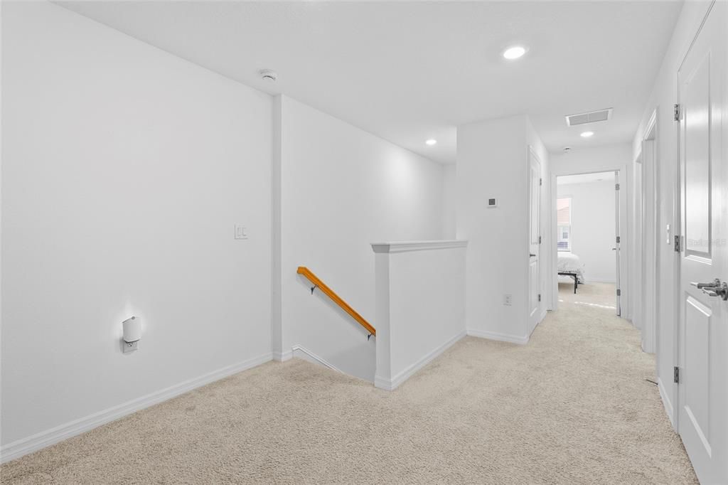 На продажу: $379,900 (3 спален, 2 ванн, 1597 Квадратных фут)