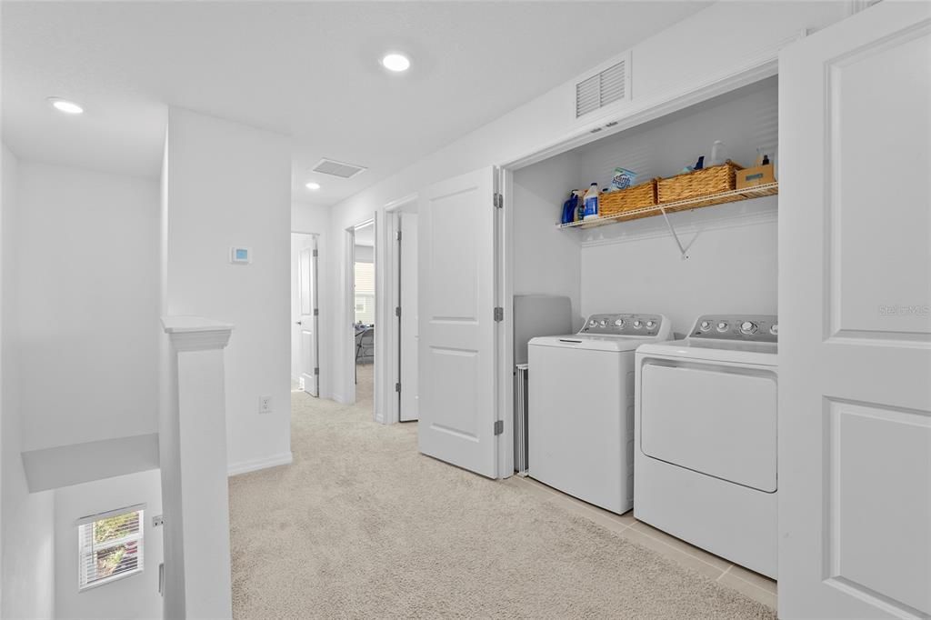 На продажу: $379,900 (3 спален, 2 ванн, 1597 Квадратных фут)