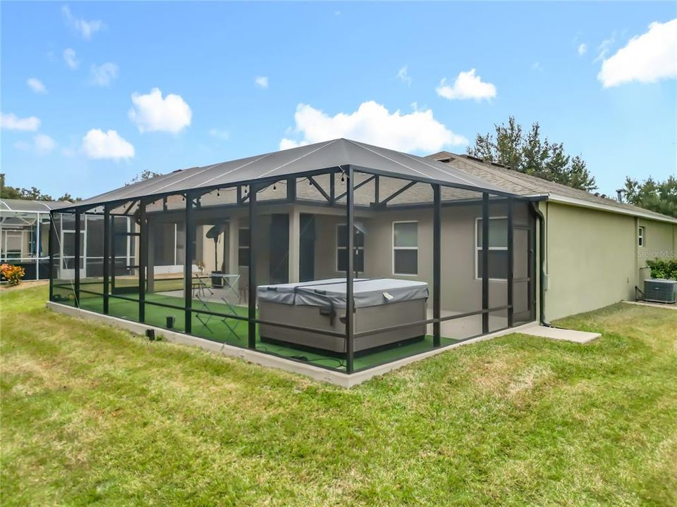 For Sale: $379,900 (3 beds, 2 baths, 1776 Square Feet)