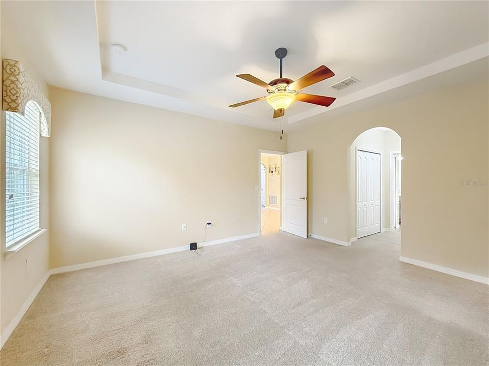 For Sale: $379,900 (3 beds, 2 baths, 1776 Square Feet)