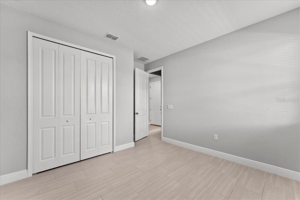 出租: $3,895 (5 贝兹, 3 浴室, 3046 平方英尺)