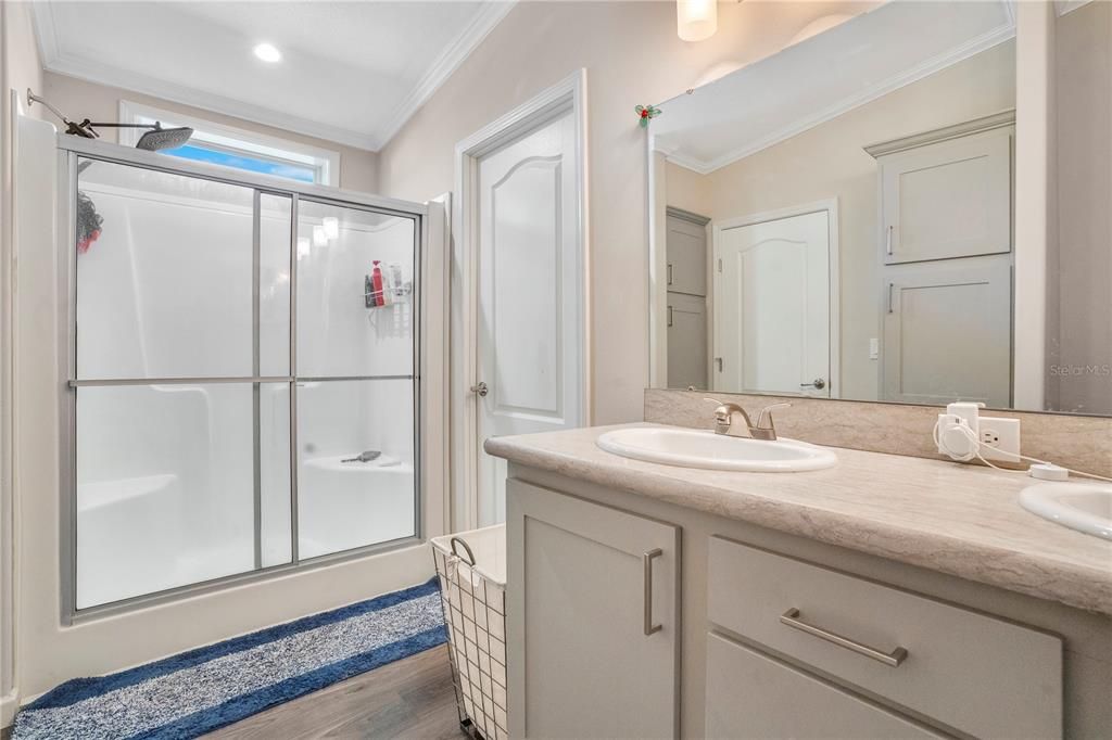 待售: $240,000 (3 贝兹, 2 浴室, 1440 平方英尺)