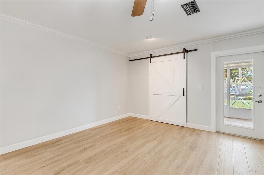 For Sale: $335,000 (3 beds, 2 baths, 1605 Square Feet)