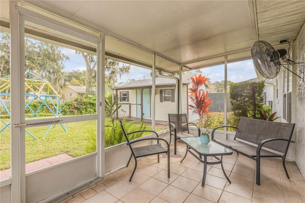 For Sale: $335,000 (3 beds, 2 baths, 1605 Square Feet)