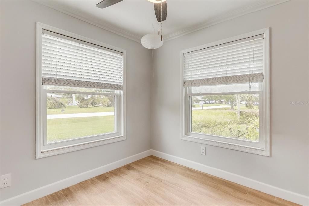 For Sale: $335,000 (3 beds, 2 baths, 1605 Square Feet)