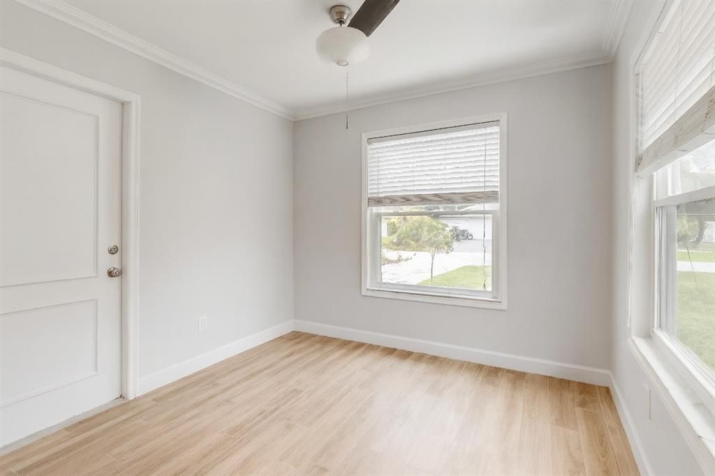 For Sale: $335,000 (3 beds, 2 baths, 1605 Square Feet)