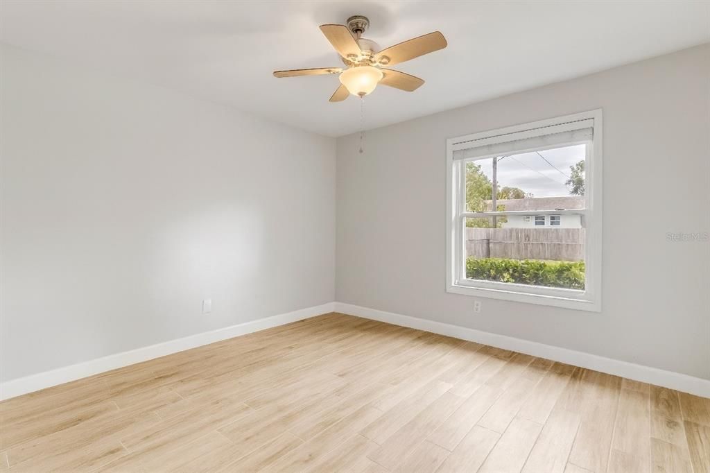 For Sale: $335,000 (3 beds, 2 baths, 1605 Square Feet)