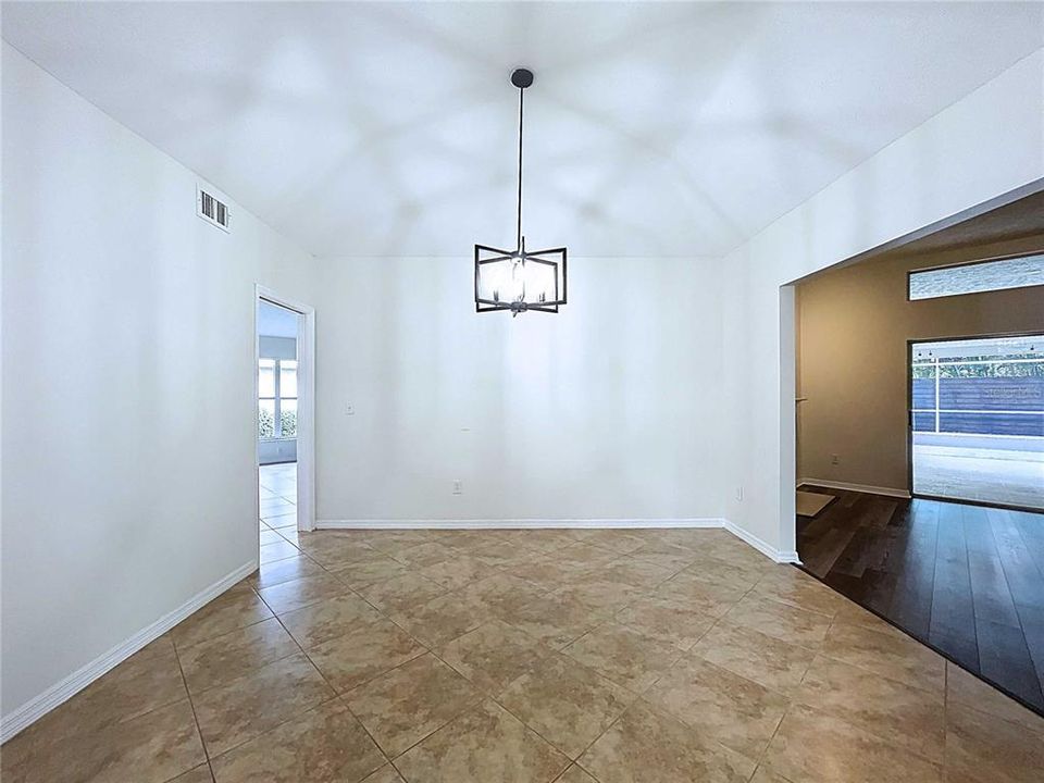 待售: $739,900 (5 贝兹, 3 浴室, 3249 平方英尺)