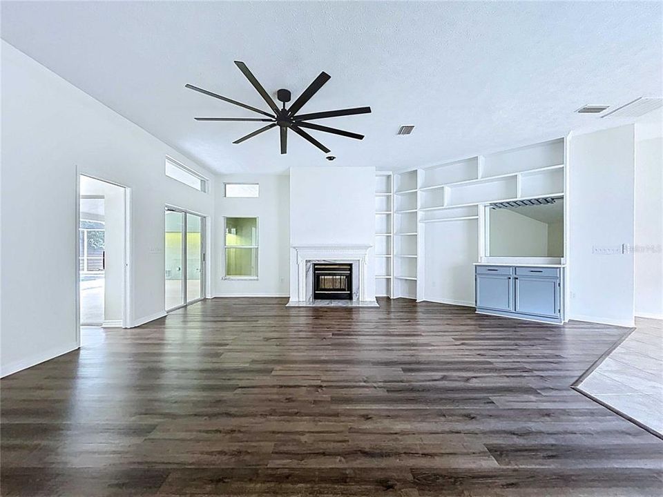 待售: $739,900 (5 贝兹, 3 浴室, 3249 平方英尺)