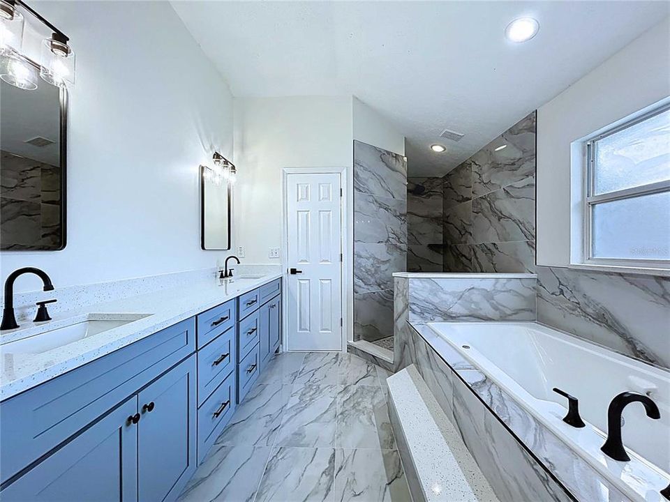 待售: $739,900 (5 贝兹, 3 浴室, 3249 平方英尺)