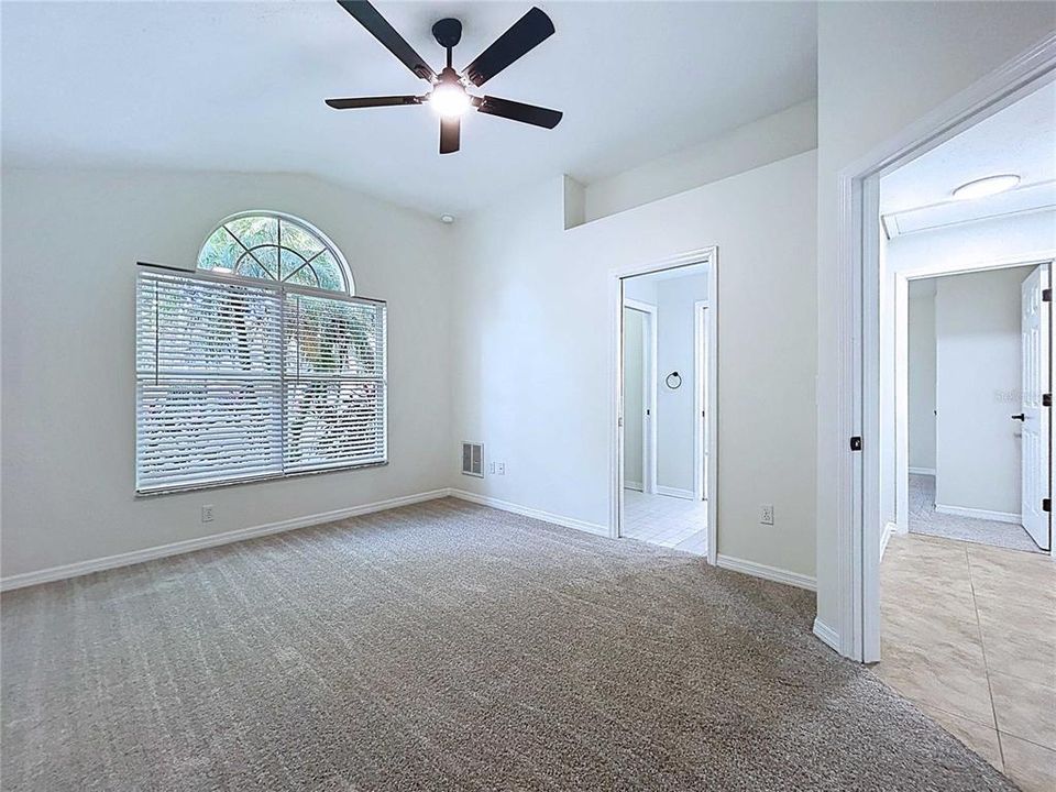 待售: $739,900 (5 贝兹, 3 浴室, 3249 平方英尺)