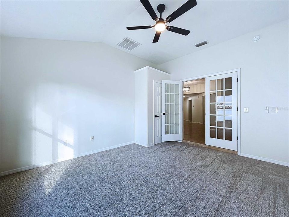 待售: $739,900 (5 贝兹, 3 浴室, 3249 平方英尺)