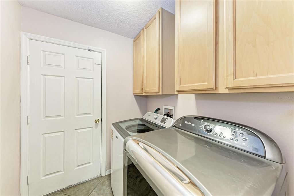 En Venta: $385,000 (3 camas, 2 baños, 1581 Pies cuadrados)