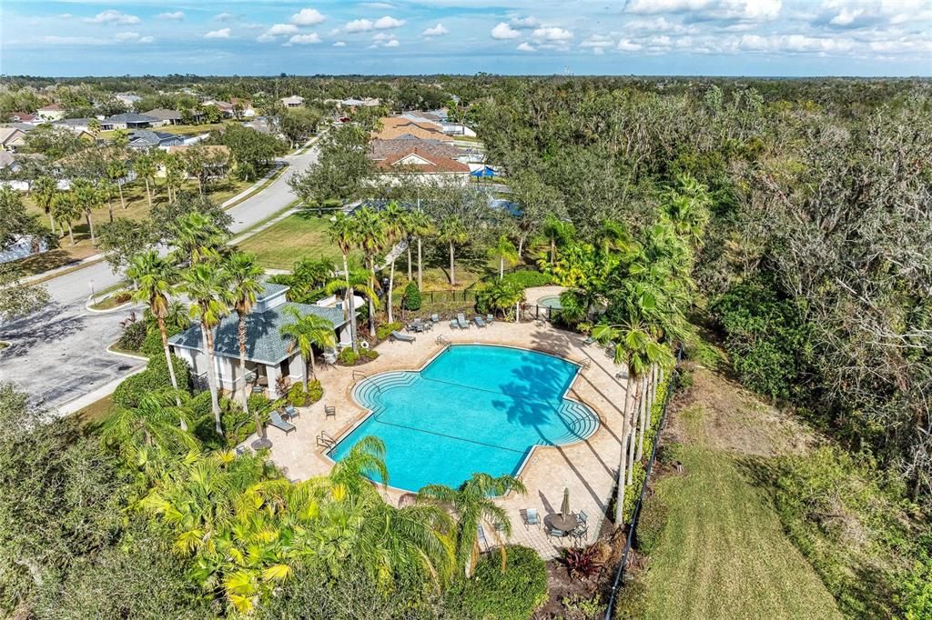 合同活跃: $375,000 (3 贝兹, 2 浴室, 1581 平方英尺)