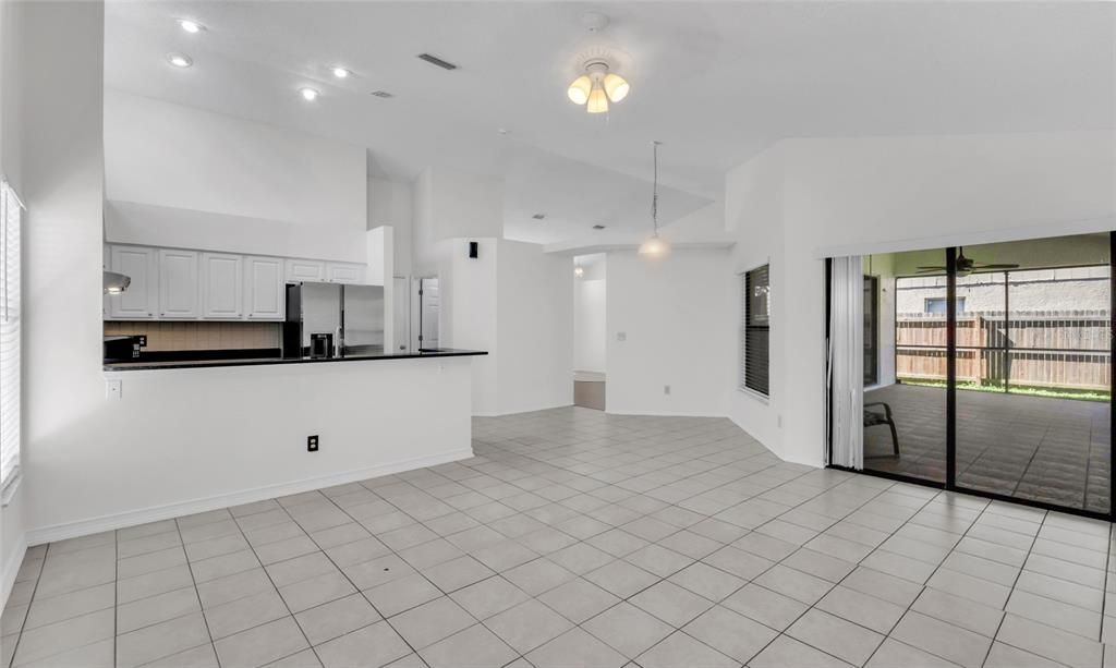 出租: $2,750 (3 贝兹, 2 浴室, 1724 平方英尺)