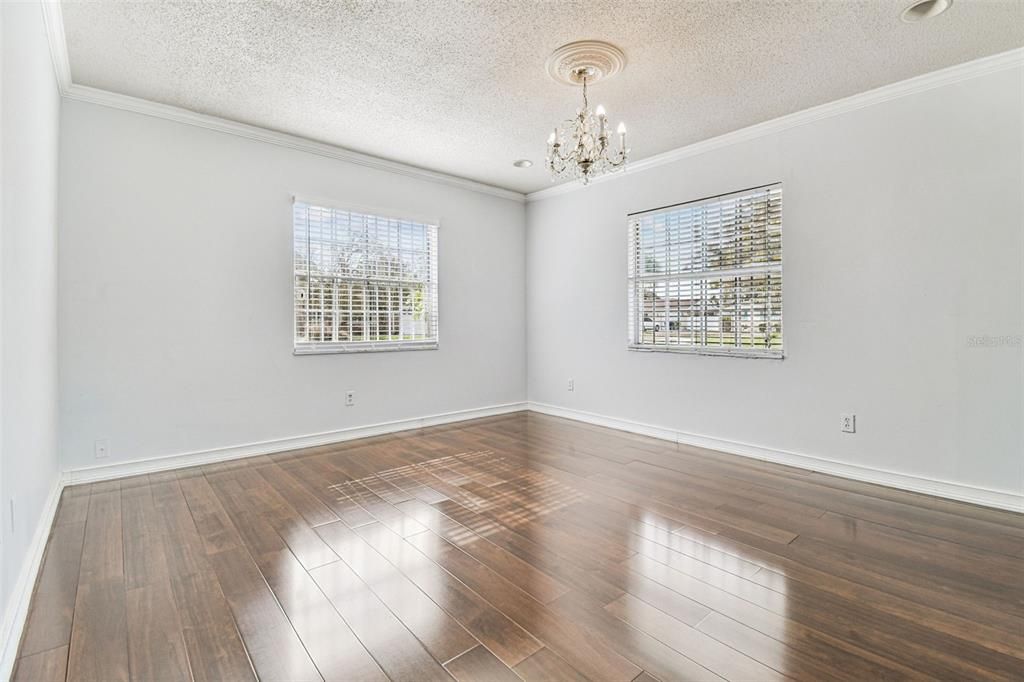 For Sale: $479,000 (3 beds, 2 baths, 1546 Square Feet)