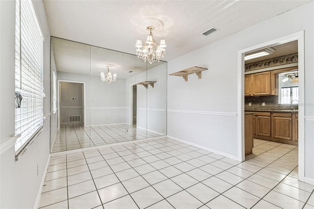 For Sale: $479,000 (3 beds, 2 baths, 1546 Square Feet)