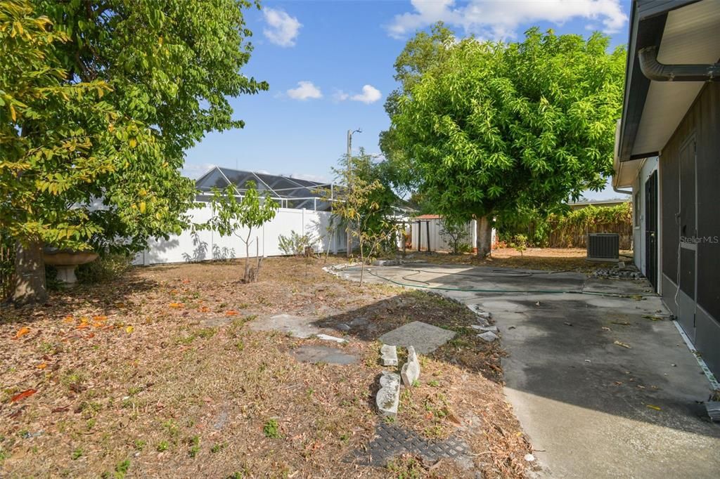 For Sale: $479,000 (3 beds, 2 baths, 1546 Square Feet)