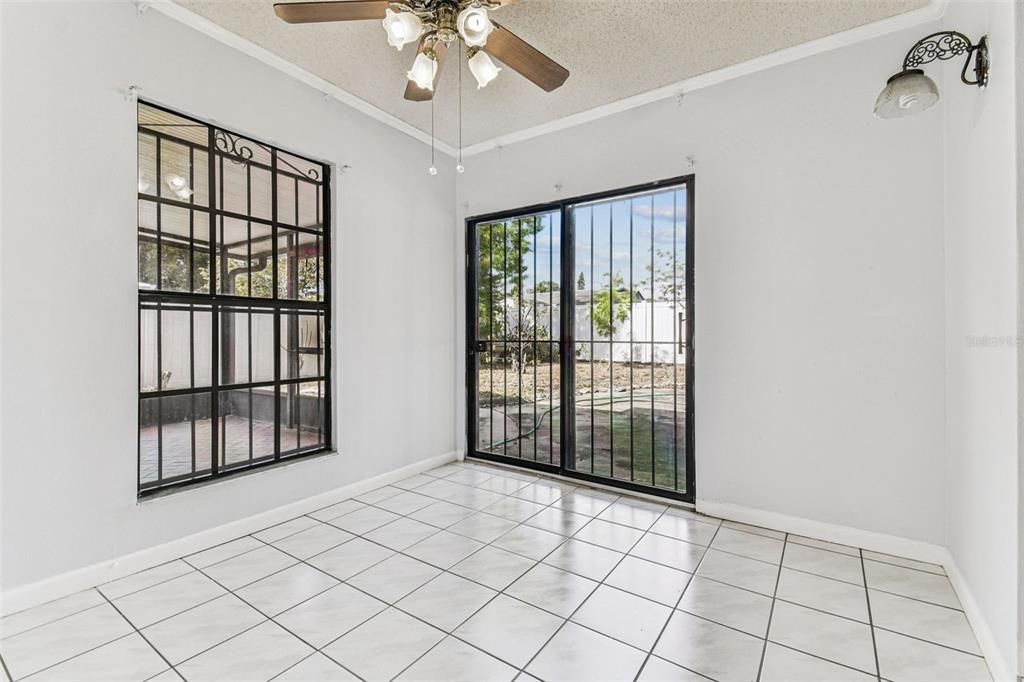 For Sale: $479,000 (3 beds, 2 baths, 1546 Square Feet)