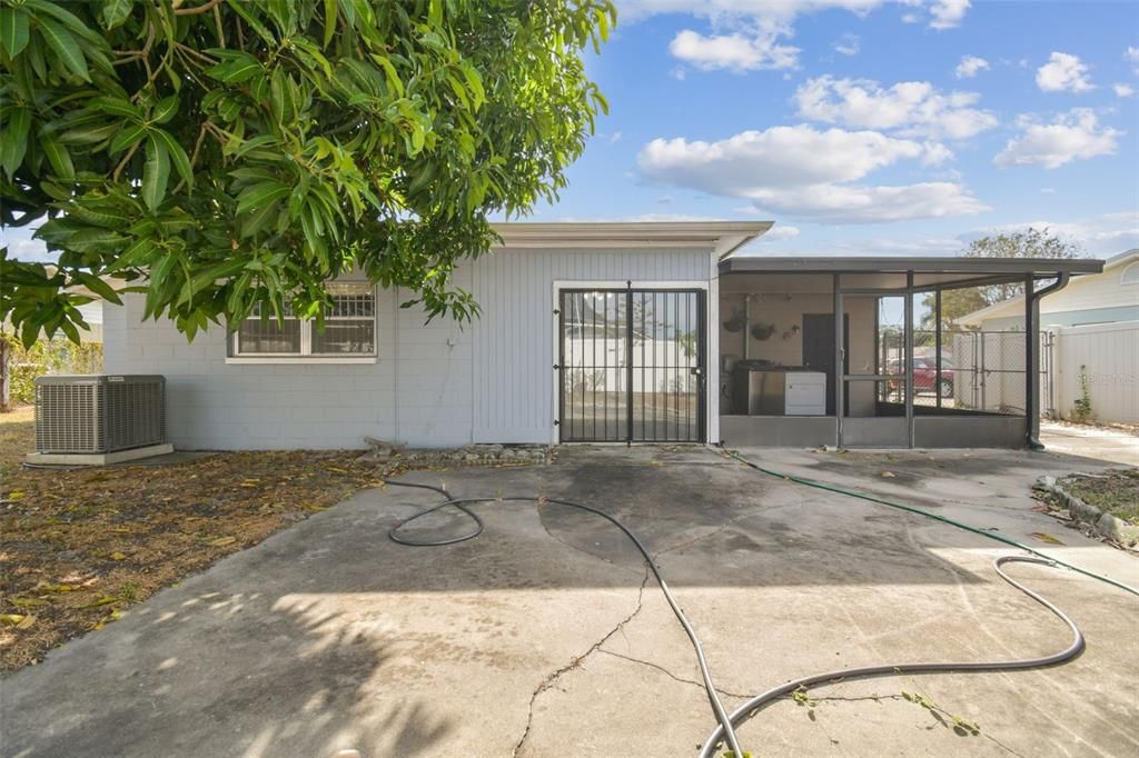 For Sale: $479,000 (3 beds, 2 baths, 1546 Square Feet)