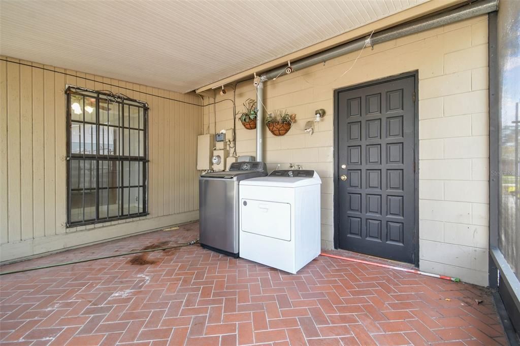 For Sale: $479,000 (3 beds, 2 baths, 1546 Square Feet)