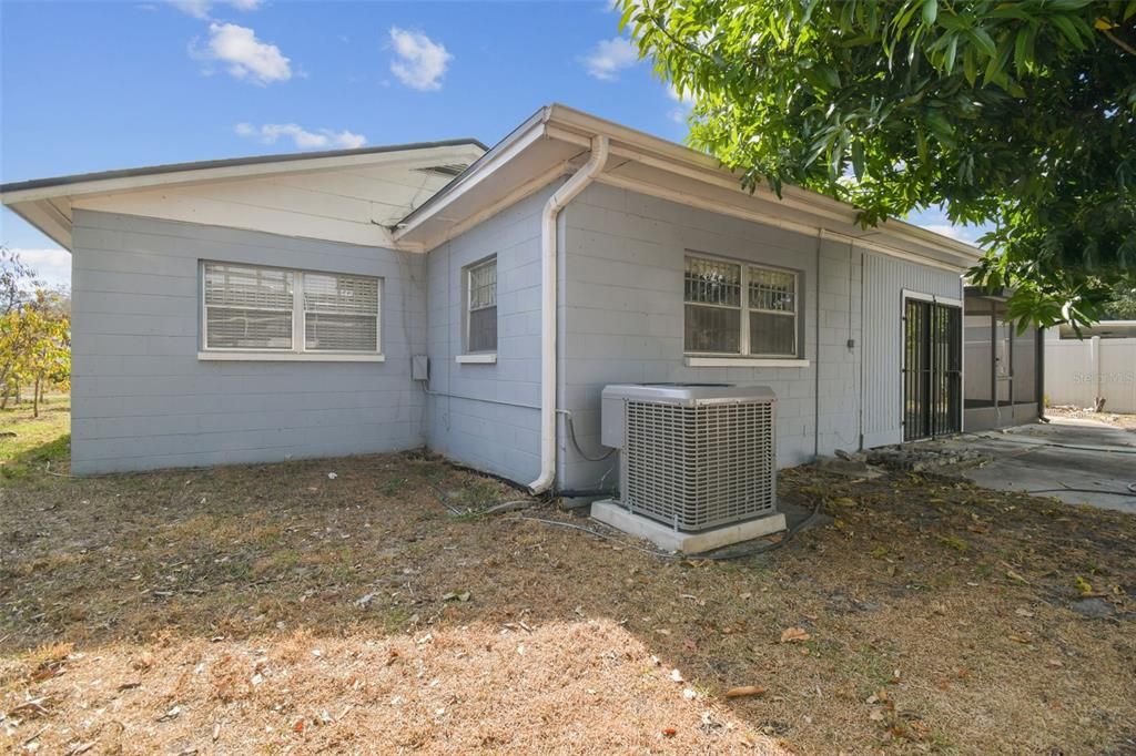 For Sale: $479,000 (3 beds, 2 baths, 1546 Square Feet)