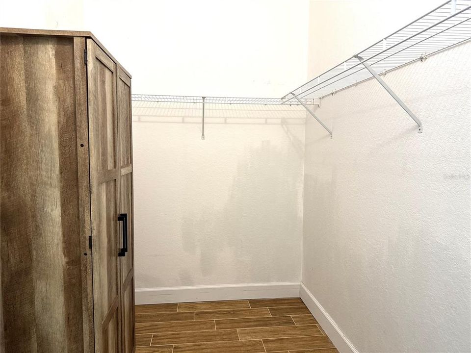 На продажу: $209,900 (2 спален, 2 ванн, 932 Квадратных фут)