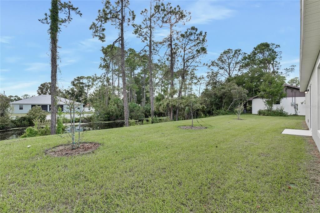 For Rent: $1,950 (4 beds, 2 baths, 1806 Square Feet)