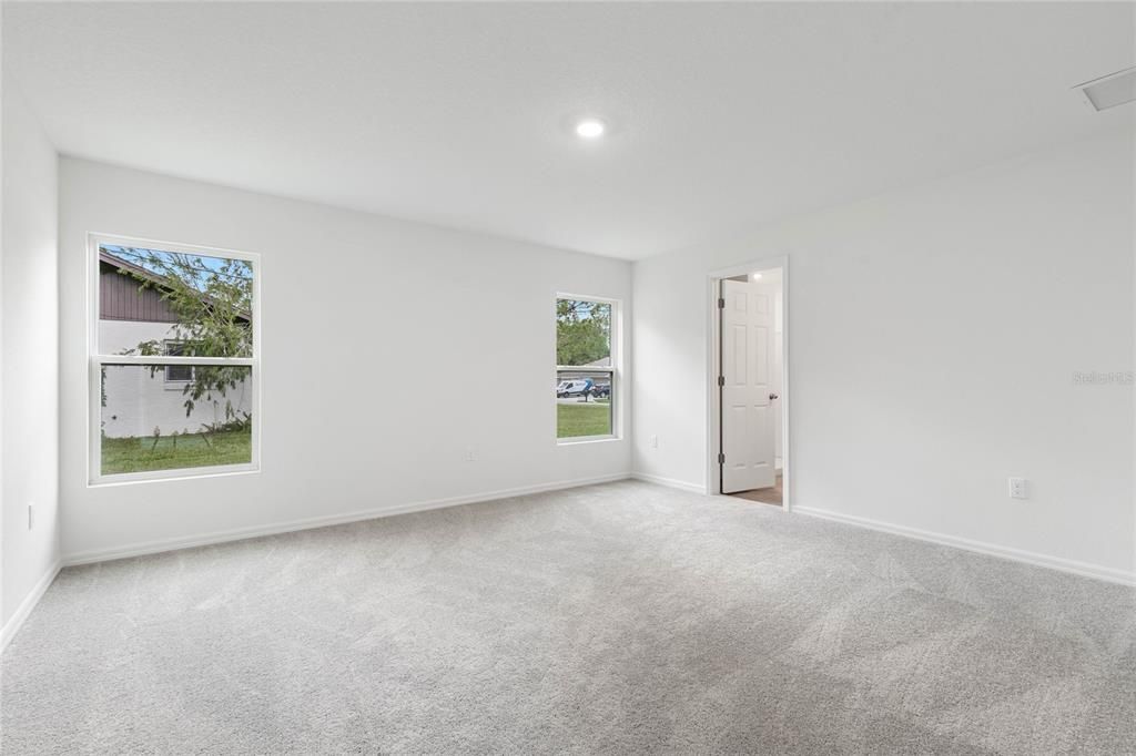 For Rent: $1,950 (4 beds, 2 baths, 1806 Square Feet)